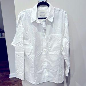 BNWT Abercrombie & Fitch white blouse, medium